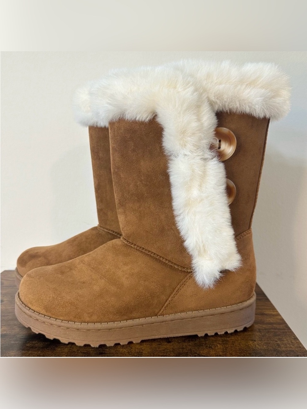 SO Abigail Faux Fur Winter Boots NWT Size 7